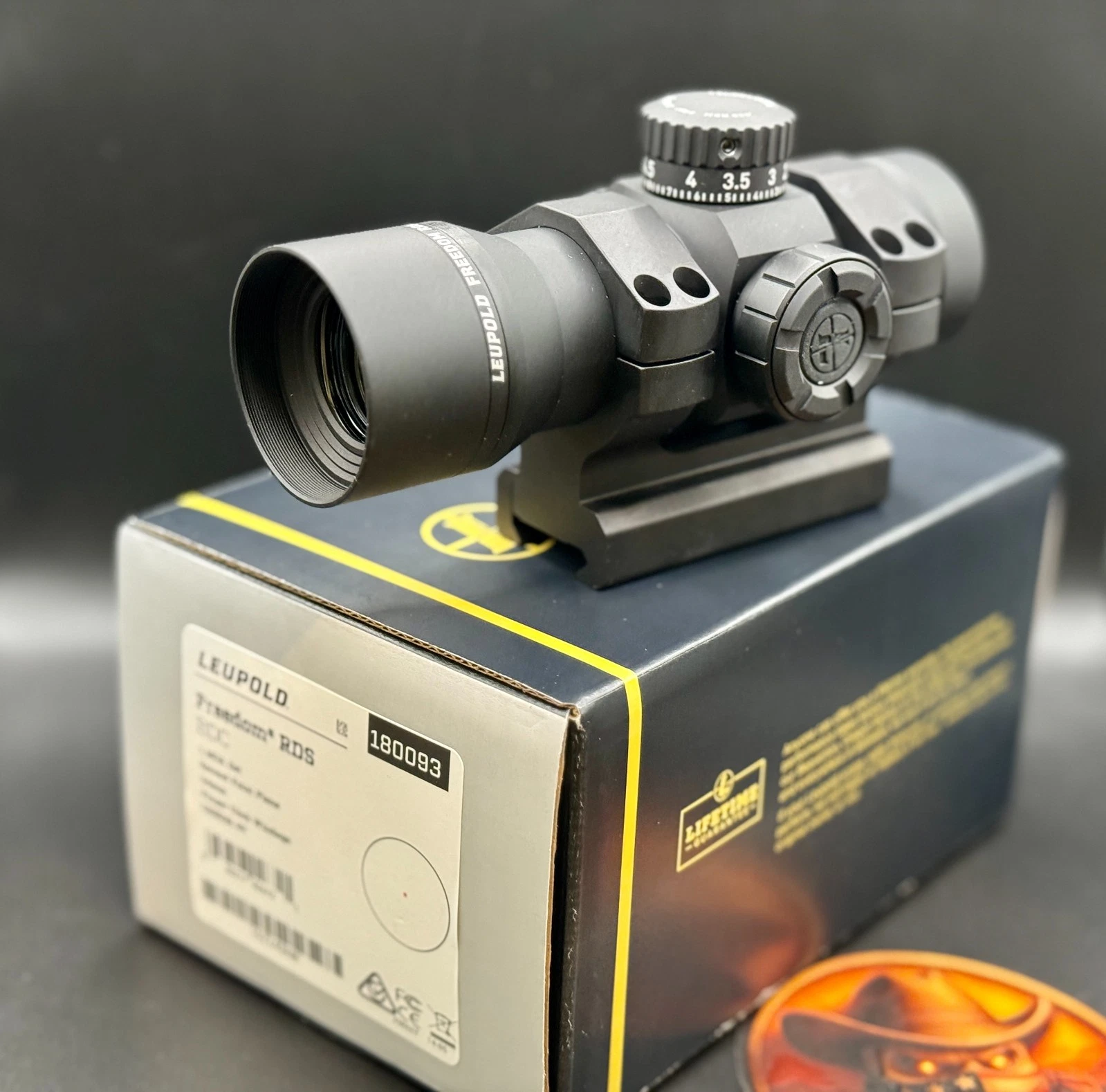 Leupold Freedom RDS 1×34 34mm 1 MOA Dot Red Dot Sight With Mount Black 180093
